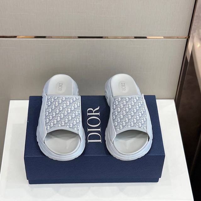 冲量价: H718- Dior迪奥 最新款H-Town 系列 Oblique 厚底 拖鞋 凉鞋原版购入开发 做货 这款 Dior H-Town 凉鞋致敬运动风格