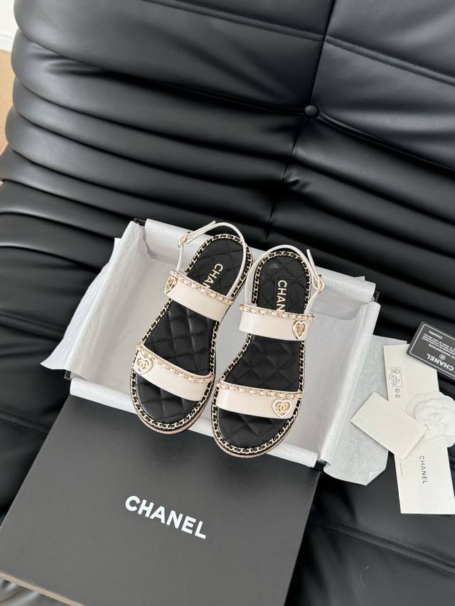 Chanel 25C春夏新款全系列链条拖鞋全系列首发 专柜有的我都有！高版本高品质鞋面牛皮 原版面料 内里羊皮 原版大底Size:35-39 其他码数定