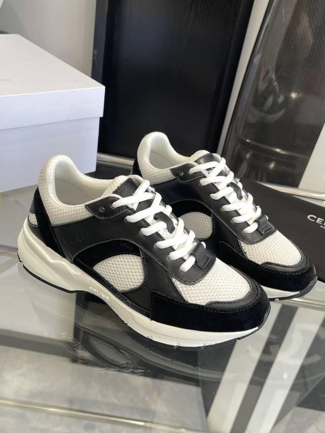 CELINE 赛琳 25ss 最新 Runner Cr-03系列 系带 休闲运动鞋新春运动小白鞋无论从楦型的轮廓隔板的拼接都让人耳目一新、前后品牌LOGO相呼应