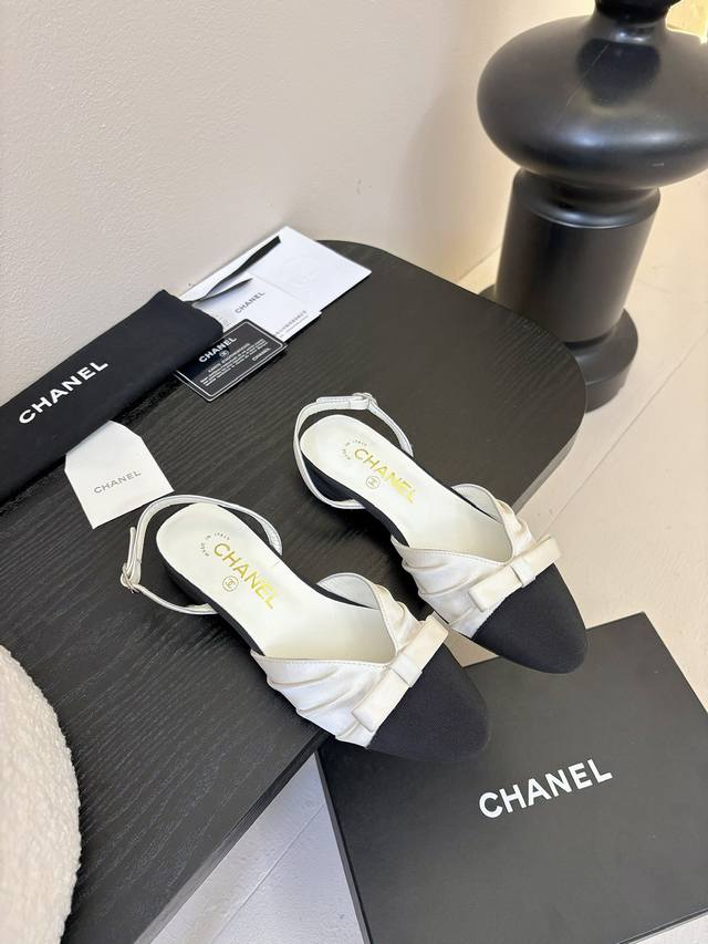 Chanel 小香25CA新品蝴蝶结单鞋系列原版1:1复刻 经典中的经典无论搭配裤装还是裙装都是完美小圆头的设计很好的修饰脚型 小仙女们必备！鞋面采用进口真丝内