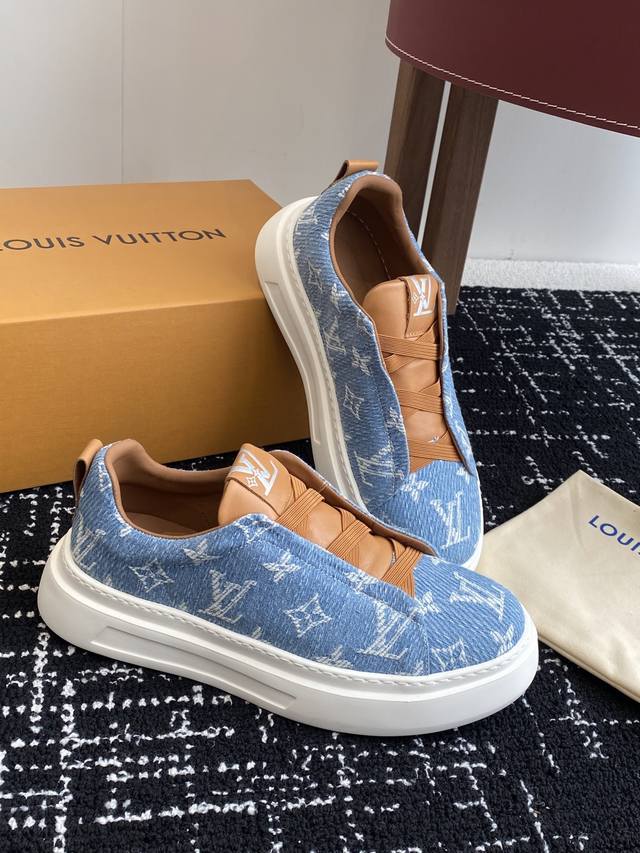 代购级牛仔布280 皮面 Louis Vuitton 26ss 春夏新款 路易威登 男款小白鞋 休闲鞋 运动鞋原版9650 购入 开发做货，驴牌LV路易威登为中